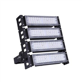 Reflektory LED na boisko piłkarskie o mocy 500 W