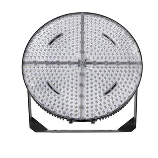 Oświetlenie stadionowe LED o mocy 500 W