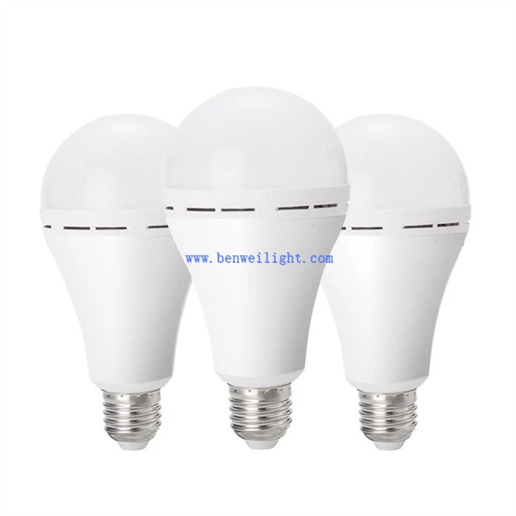 Ładowalna żarówka LED 18 W