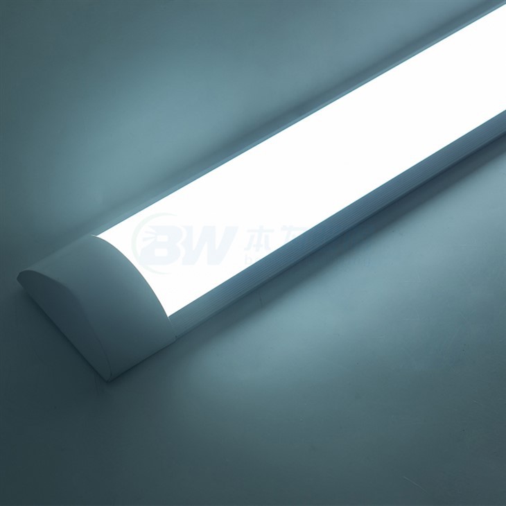 Listwa oświetleniowa z taśmą LED
