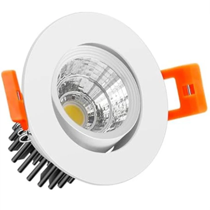 Wpuszczana lampa dolna może świecić diodami LED