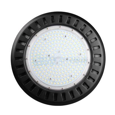 Oświetlenie LED UFO High Bay do siłowni
